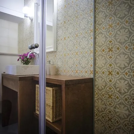 Gardin Guest house 5*