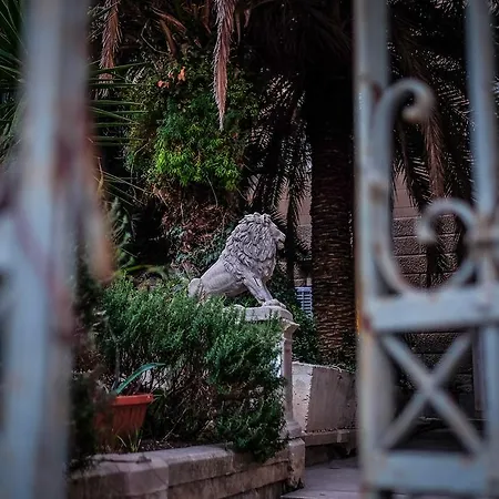 Gardin Apartment&suite 5*