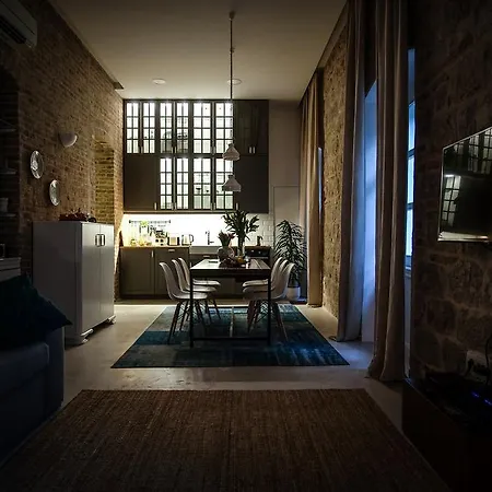 招待所 Gardin And